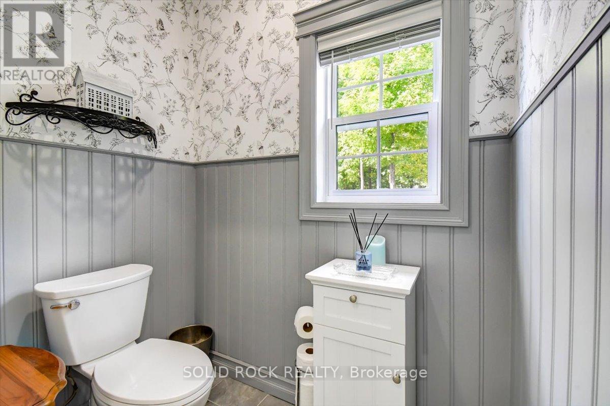 400 Pigden Road, Madoc, ON - Indoor Photo Showing Bathroom