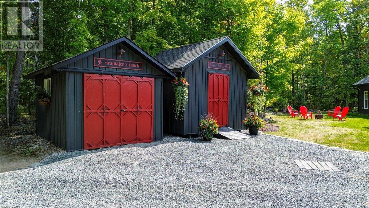 400 Pigden Road, Madoc, ON - Outdoor