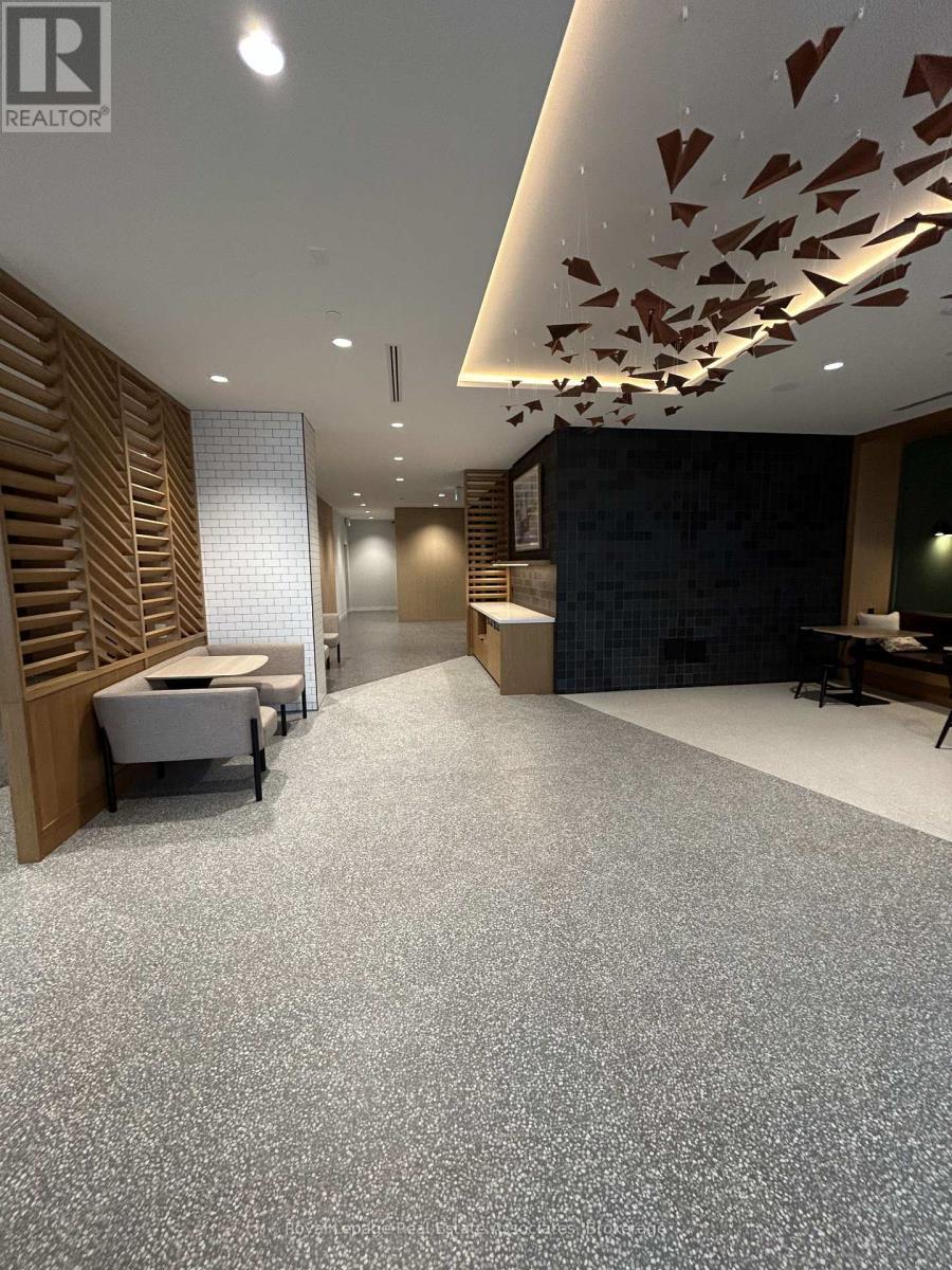 1801 - 2495 Eglinton Avenue, Mississauga, ON - Indoor Photo Showing Other Room