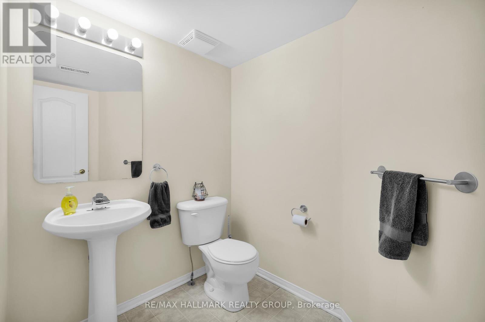 3 - 250 Cresthaven Drive, Ottawa, ON - Indoor Photo Showing Bathroom