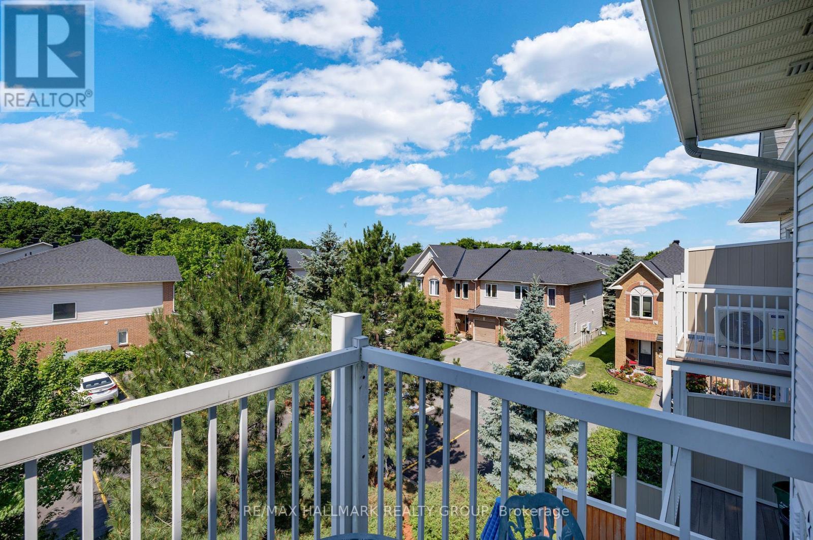 3 - 250 Cresthaven Drive, Ottawa, ON - Outdoor With Balcony