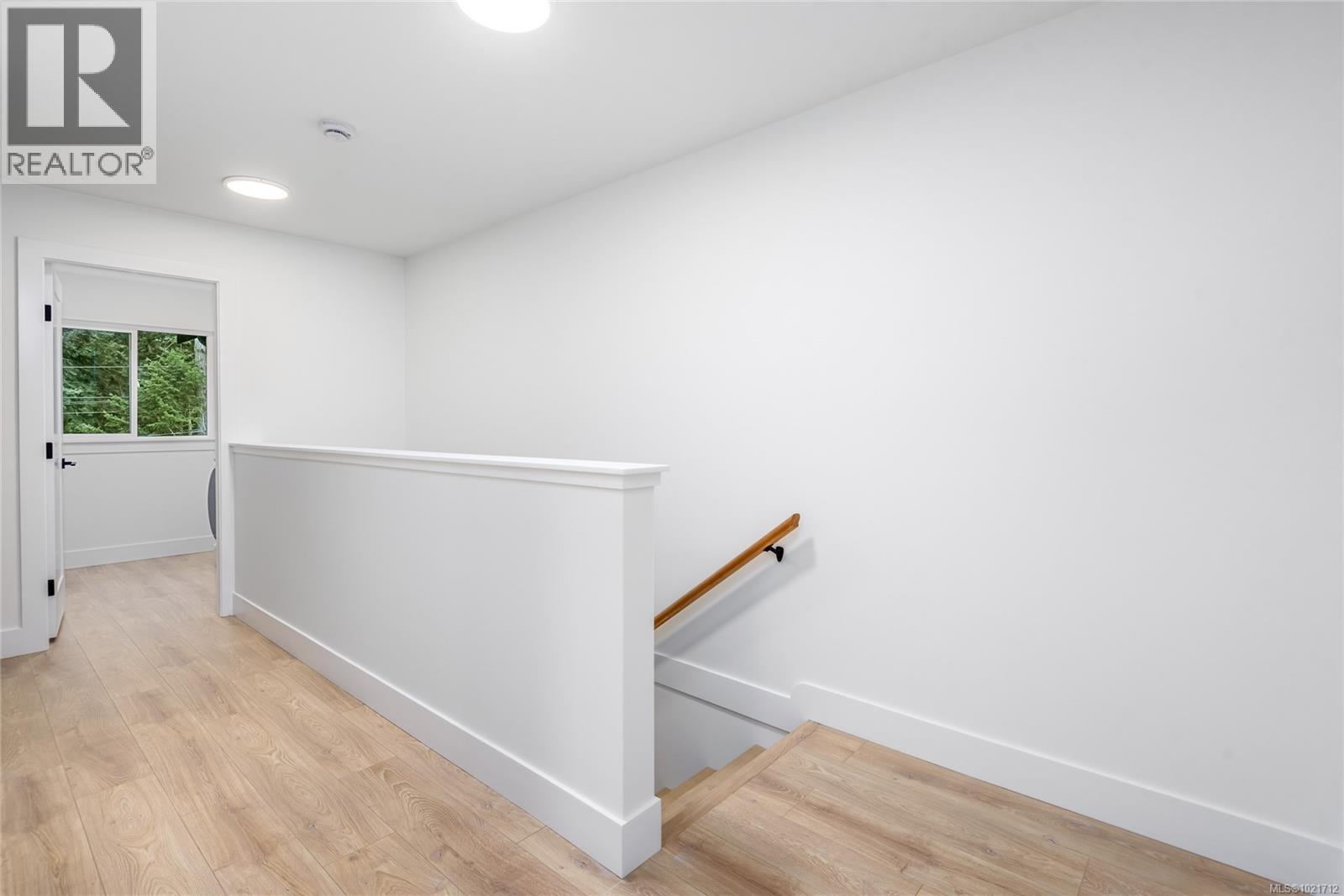 B 1044 Lazo Rd, Comox, BC - Indoor Photo Showing Other Room