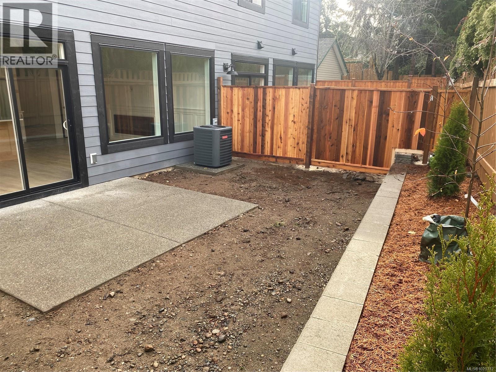 B 1044 Lazo Rd, Comox, BC - Outdoor