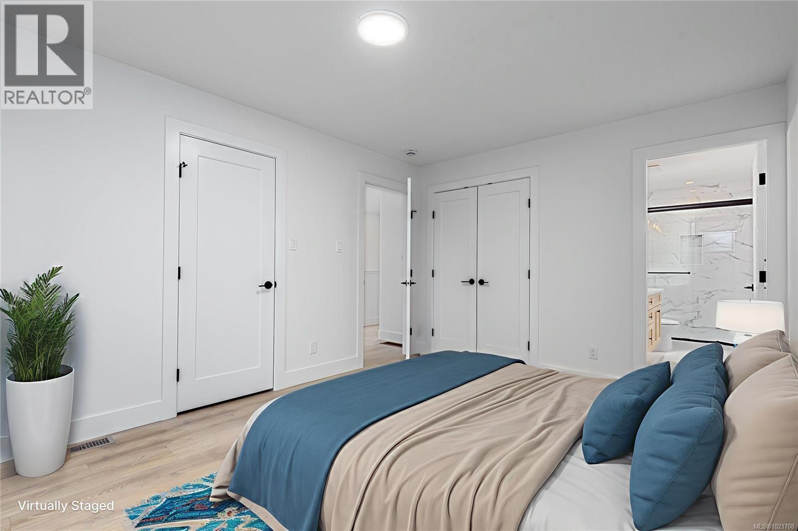 A 1044 Lazo Rd, Comox, BC - Indoor Photo Showing Bedroom