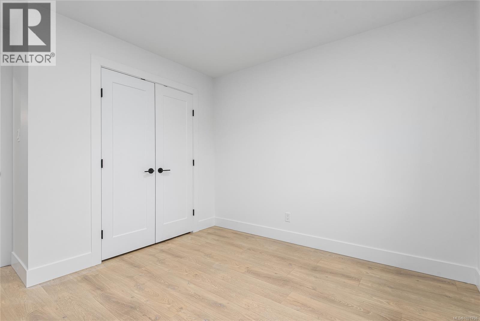 A 1044 Lazo Rd, Comox, BC - Indoor Photo Showing Other Room