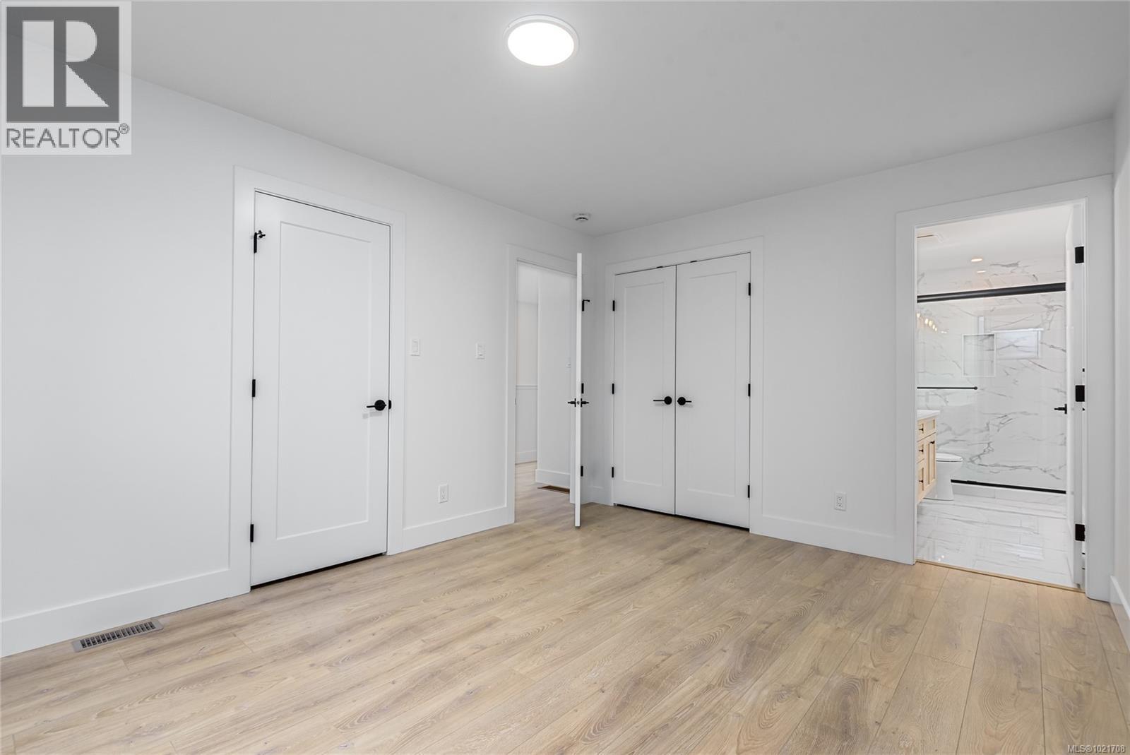 A 1044 Lazo Rd, Comox, BC - Indoor Photo Showing Other Room