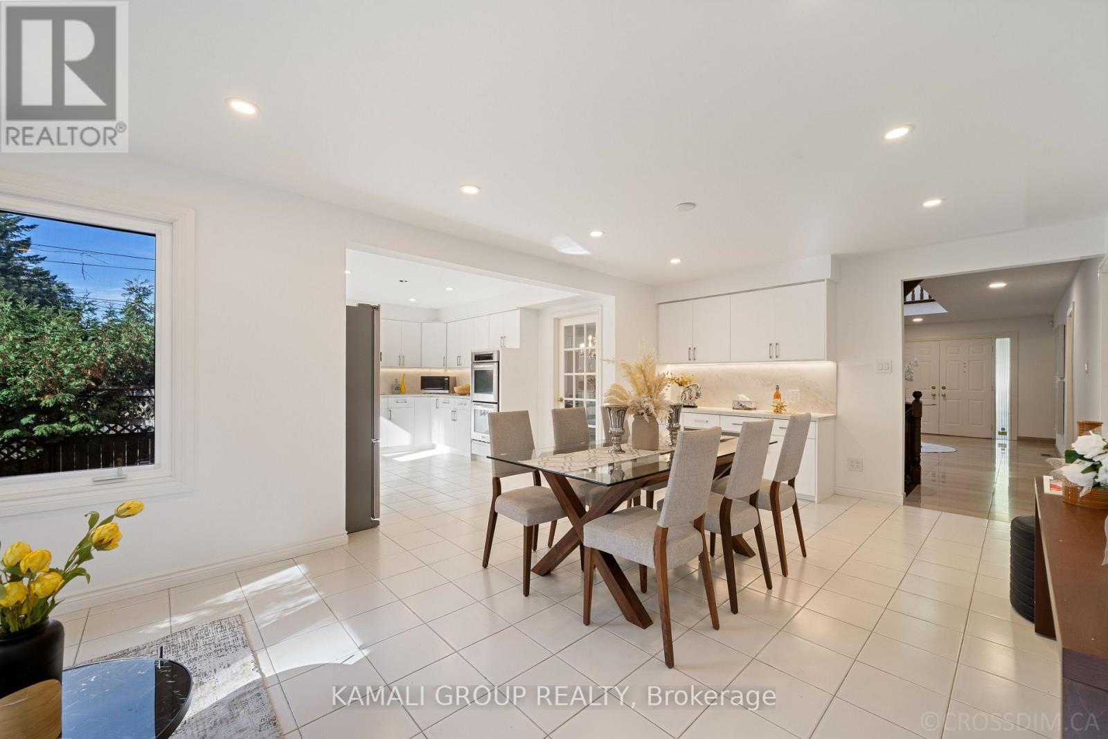 287 Dunview Avenue, Toronto, ON - Indoor Photo Showing Dining Room