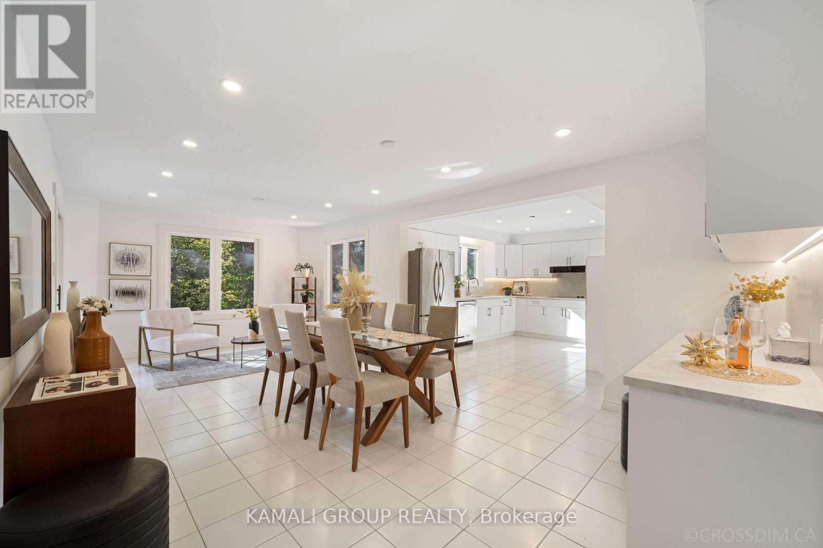 287 Dunview Avenue, Toronto, ON - Indoor Photo Showing Dining Room