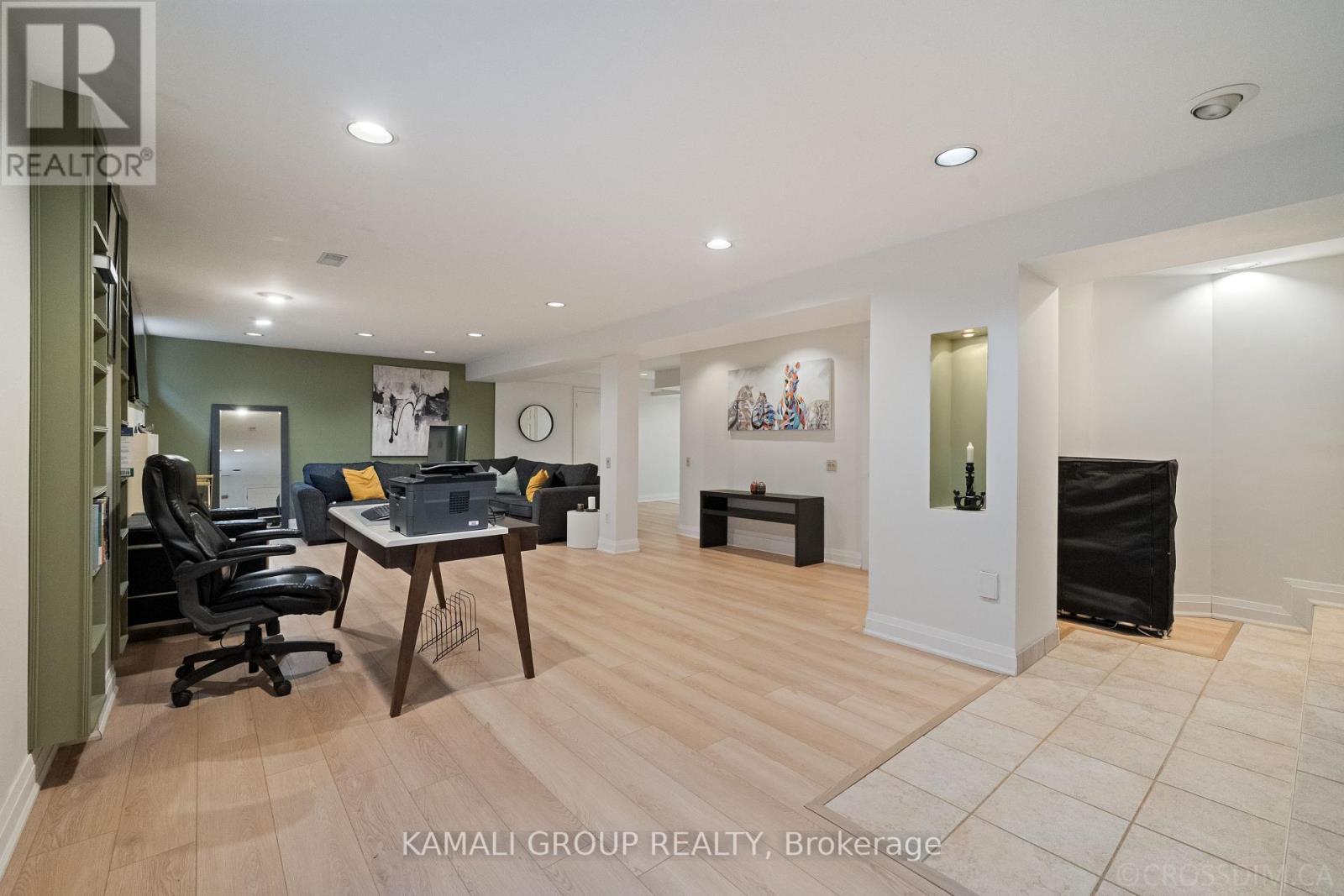 287 Dunview Avenue, Toronto, ON - Indoor