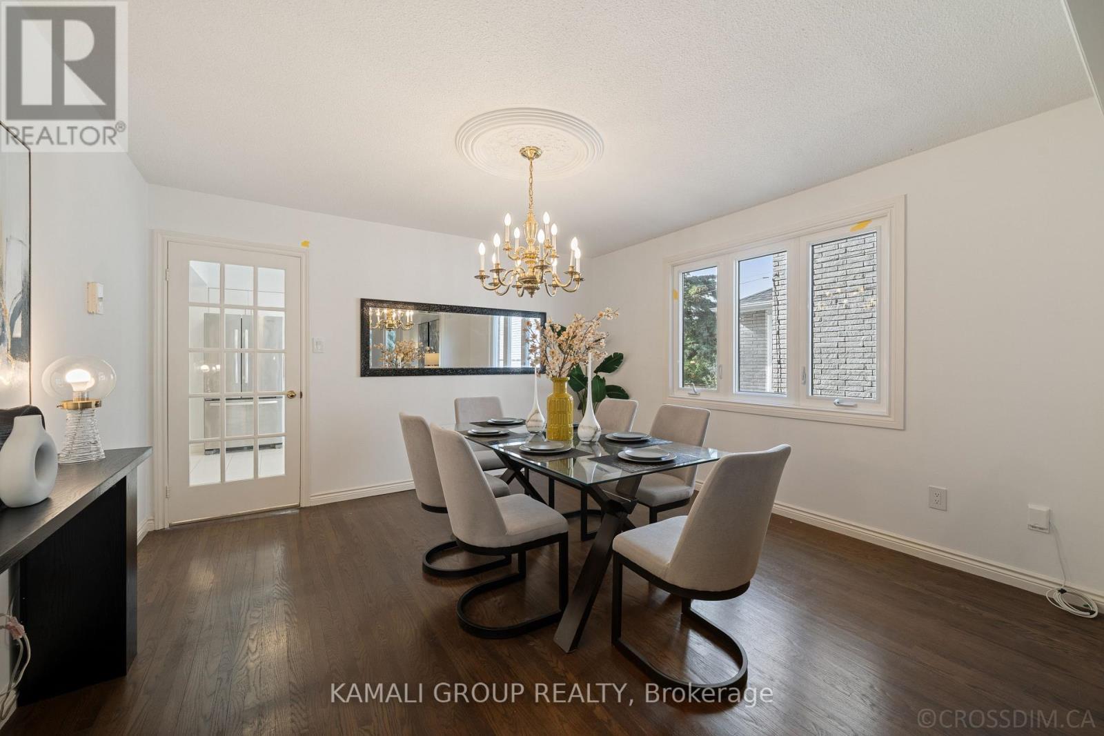 287 Dunview Avenue, Toronto, ON - Indoor Photo Showing Dining Room