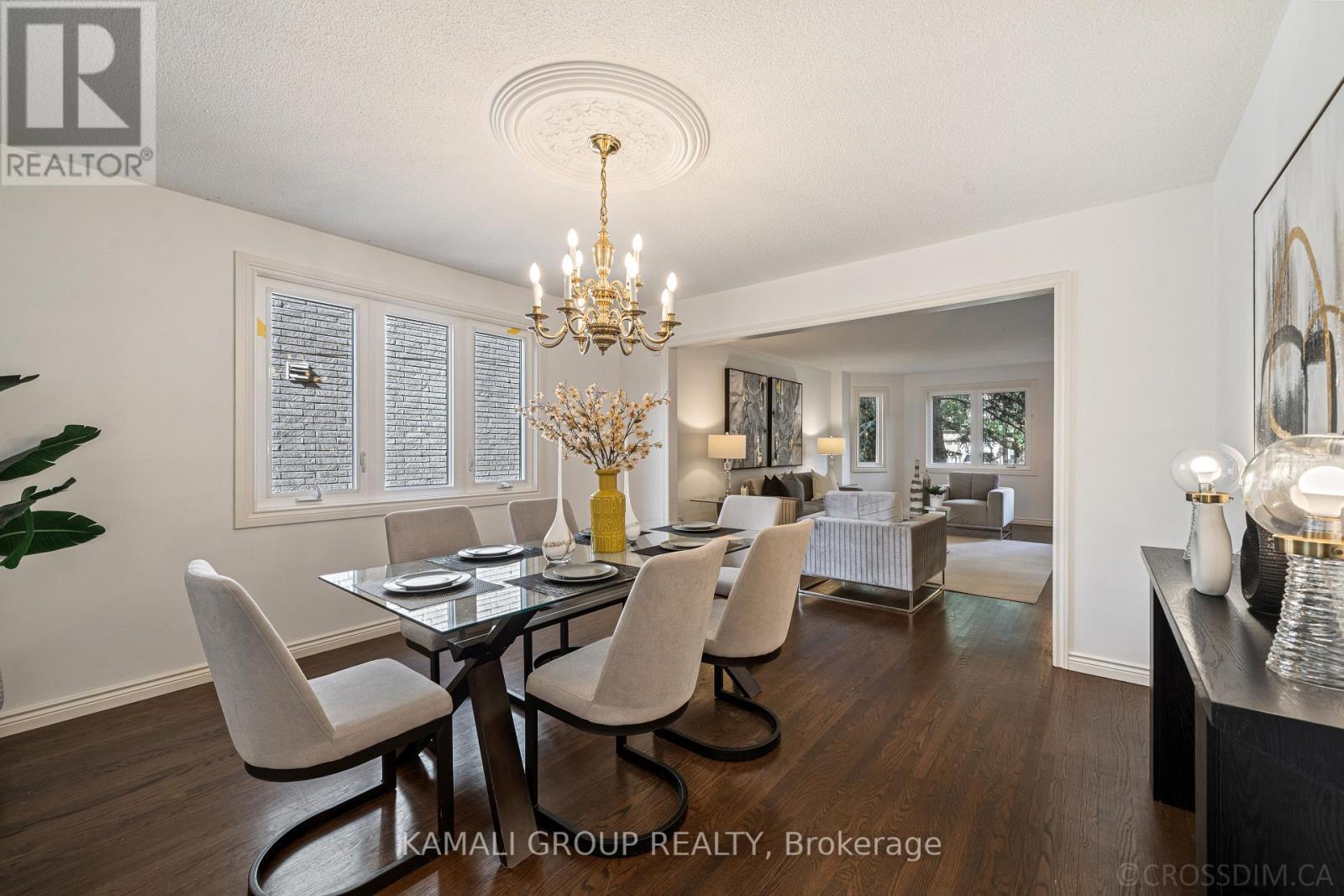 287 Dunview Avenue, Toronto, ON - Indoor Photo Showing Dining Room
