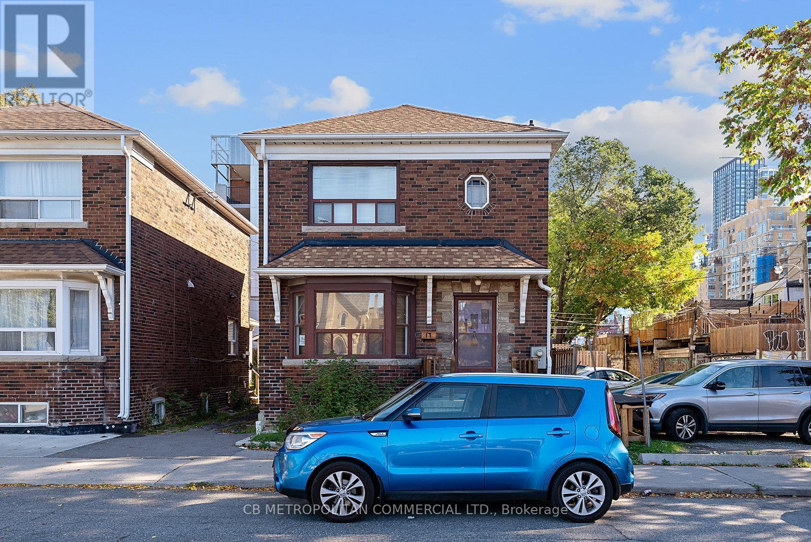 15-19 Augusta Avenue, Toronto, ON