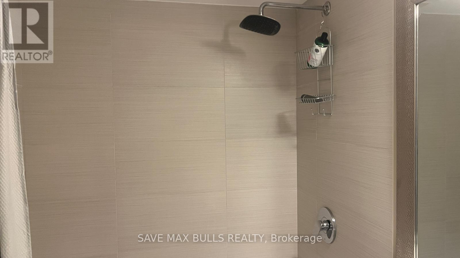 709 - 2150 Lawrence Avenue E, Toronto, ON - Indoor Photo Showing Bathroom