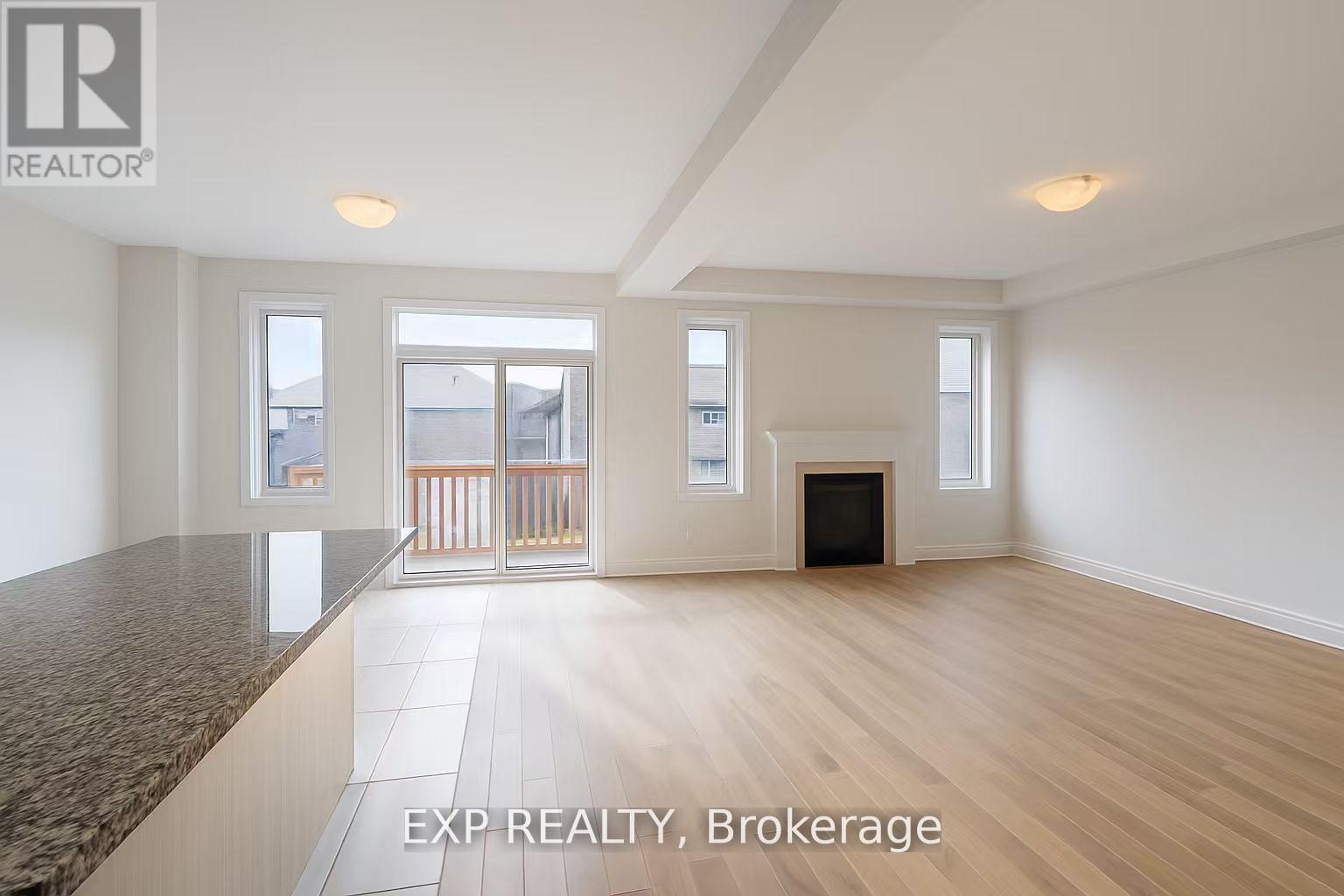 9 Kenneth Appleton Avenue, Richmond Hill, ON - Indoor