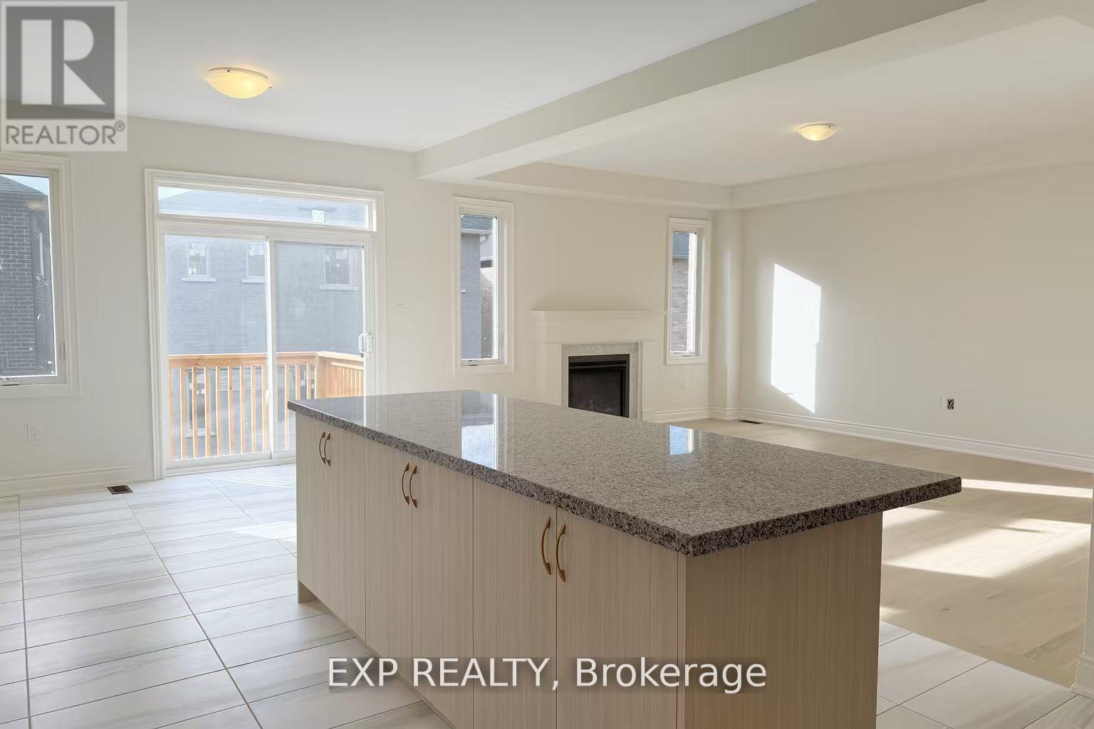 9 Kenneth Appleton Avenue, Richmond Hill, ON - Indoor Photo Showing Kitchen