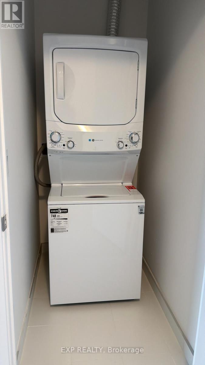 #616 - 500 Plains Road E, Burlington, ON - Indoor Photo Showing Laundry Room