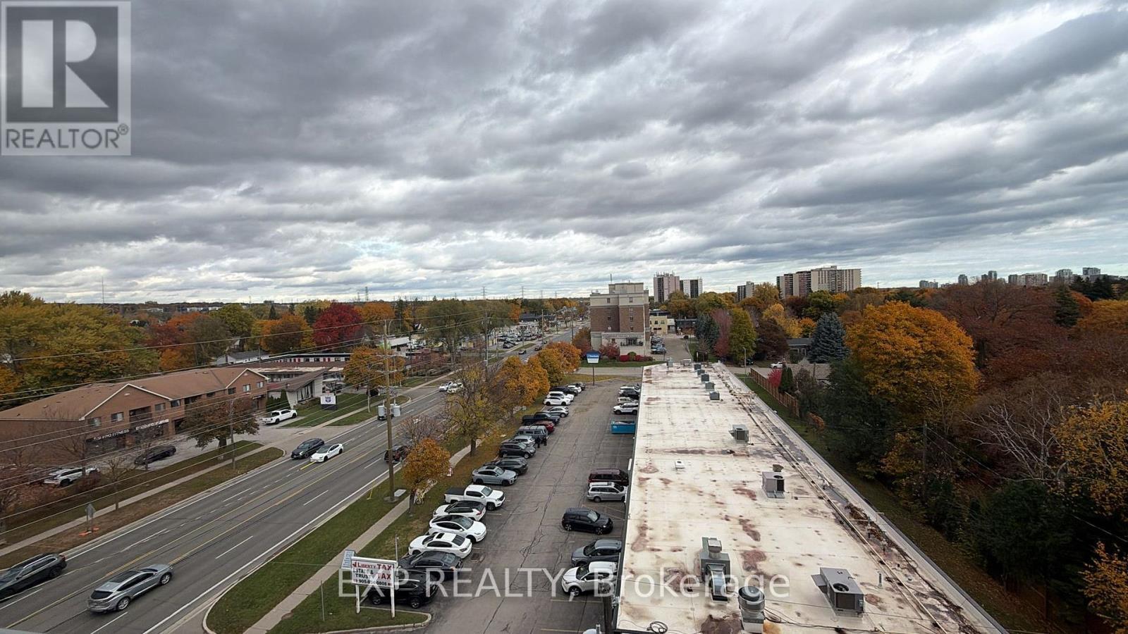 #616 - 500 Plains Road E, Burlington, ON - Outdoor With View