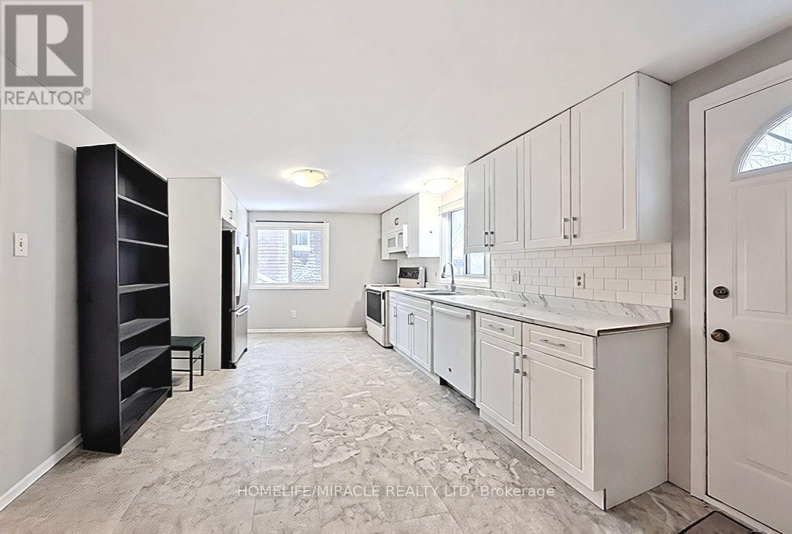 30A Amos Avenue, Waterloo, ON - Indoor Photo Showing Other Room