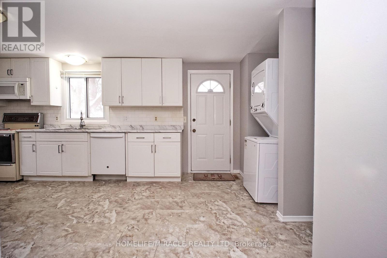 30A Amos Avenue, Waterloo, ON - Indoor Photo Showing Laundry Room