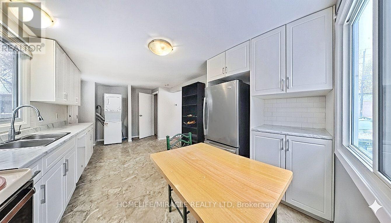 30A Amos Avenue, Waterloo, ON - Indoor Photo Showing Kitchen With Double Sink