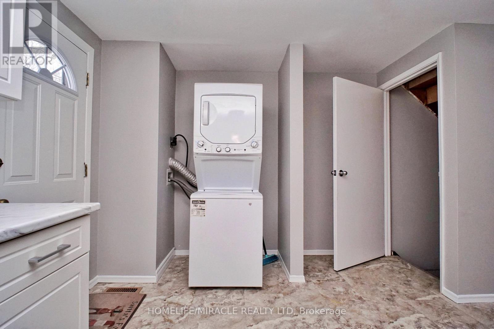 30A Amos Avenue, Waterloo, ON - Indoor Photo Showing Laundry Room