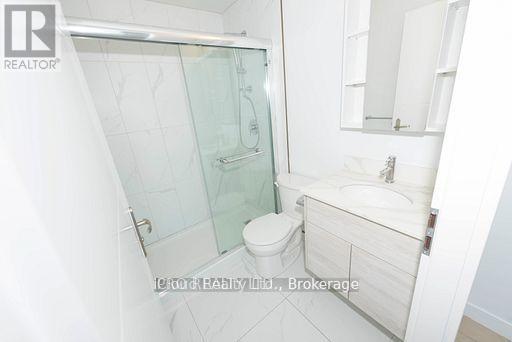 1302 - 60 Frederick Street, Kitchener, ON - Indoor Photo Showing Bathroom
