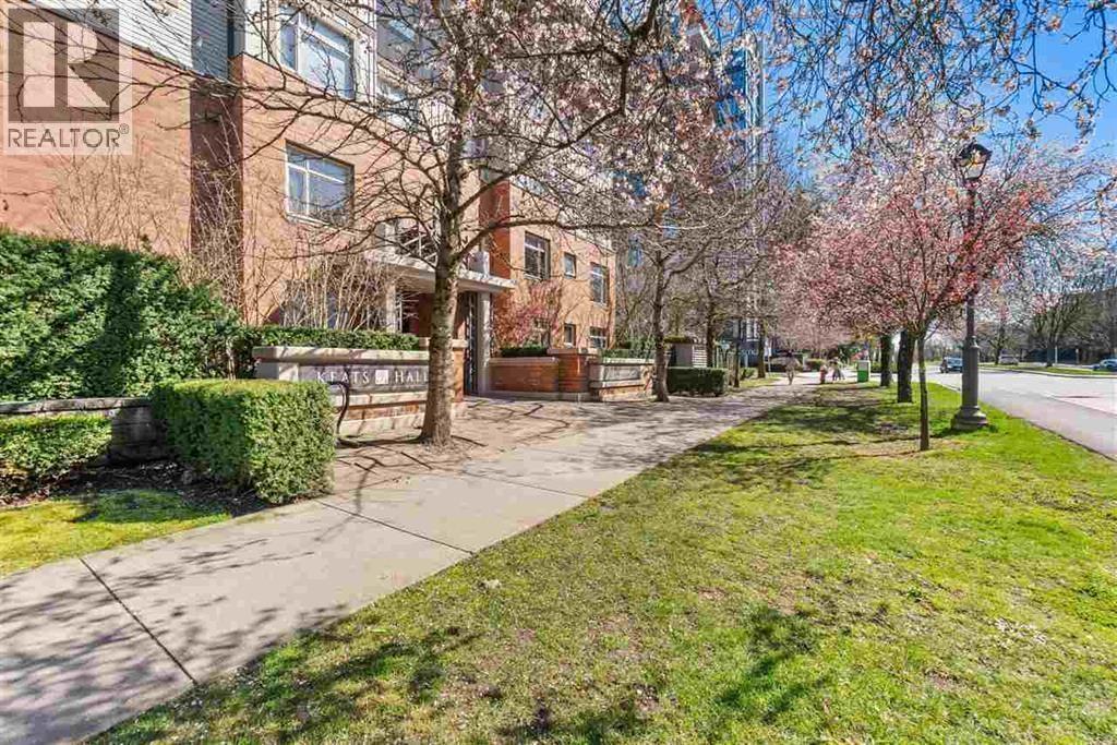 208 2280 Wesbrook Mall, Vancouver, BC - Outdoor