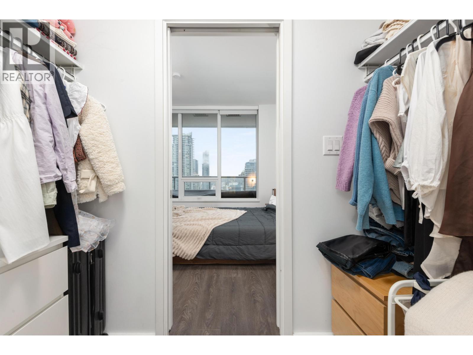 1907 1955 Alpha Way, Burnaby, BC - Indoor With Storage