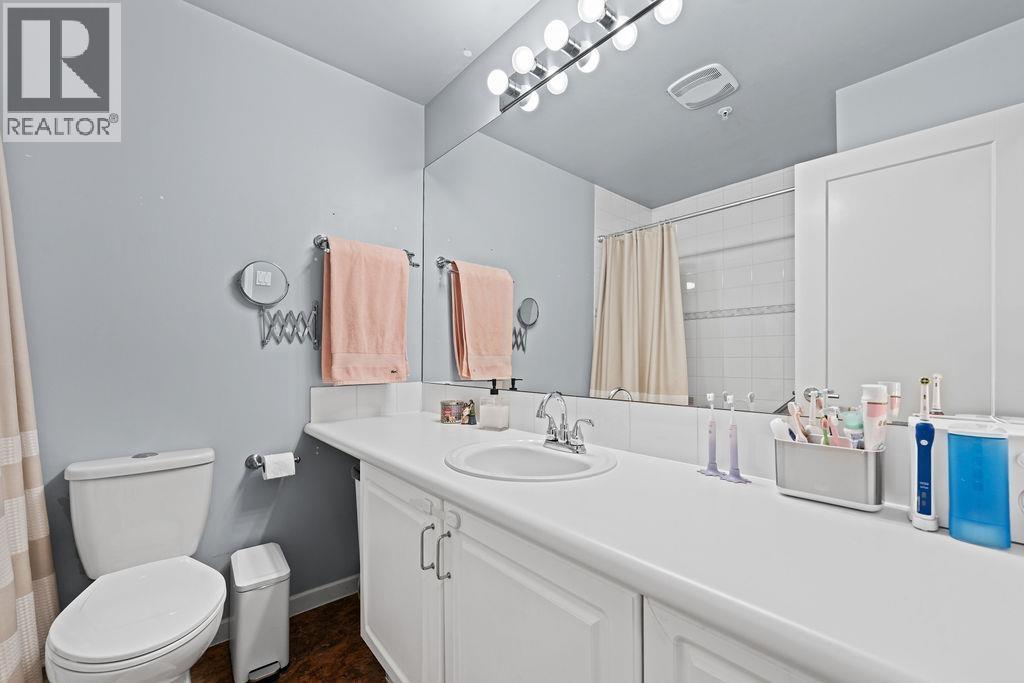 14 221 Ash Street, New Westminster, BC - Indoor Photo Showing Bathroom