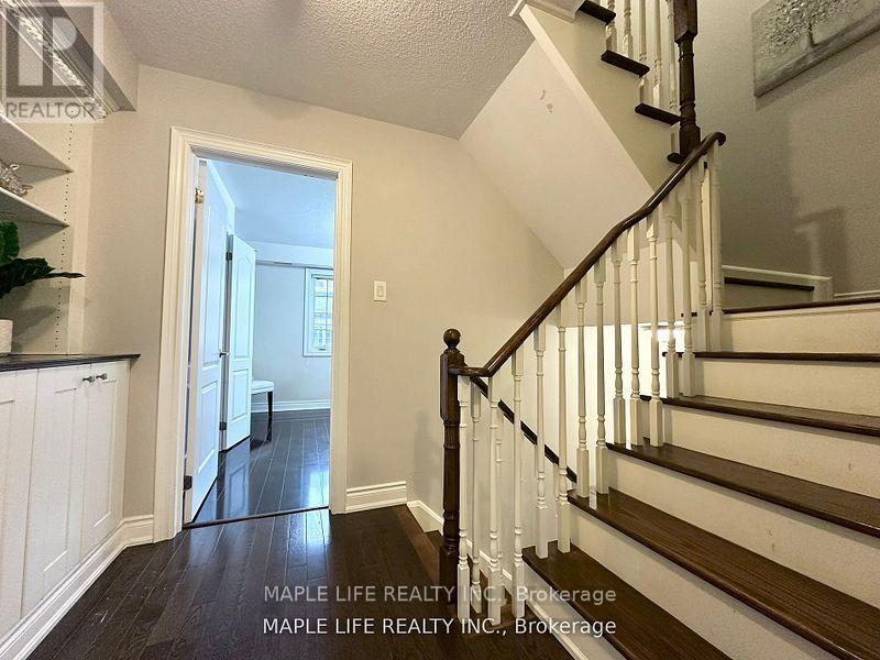 5 Hayes Lane, Toronto, ON - Indoor Photo Showing Other Room