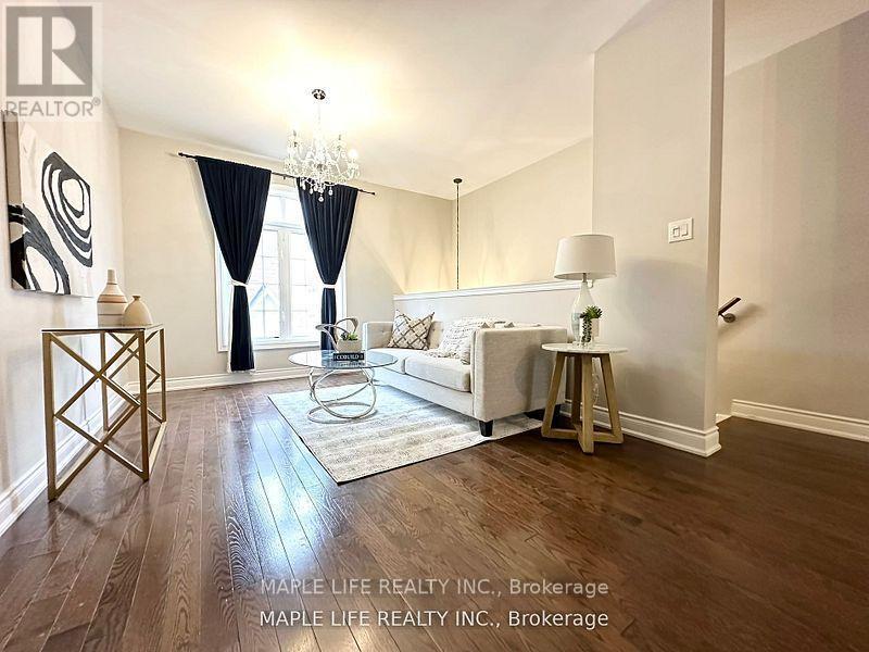 5 Hayes Lane, Toronto, ON - Indoor