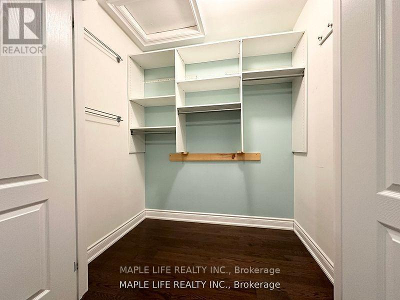 5 Hayes Lane, Toronto, ON - Indoor With Storage