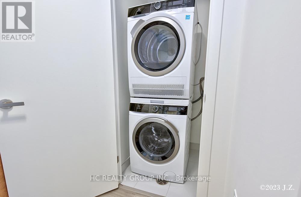 3907 - 138 Downes Street, Toronto, ON - Indoor Photo Showing Laundry Room