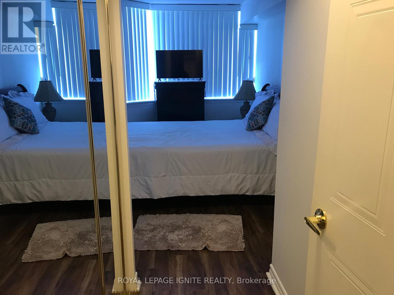 420 - 11753 Sheppard Avenue E, Toronto, ON - Indoor Photo Showing Bedroom