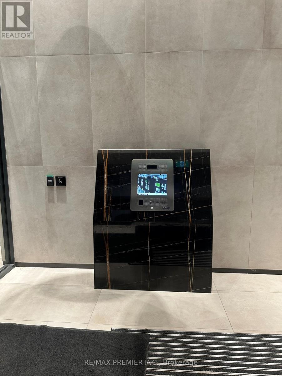 2206 - 55 Mercer Street, Toronto, ON - Indoor Photo Showing Bathroom