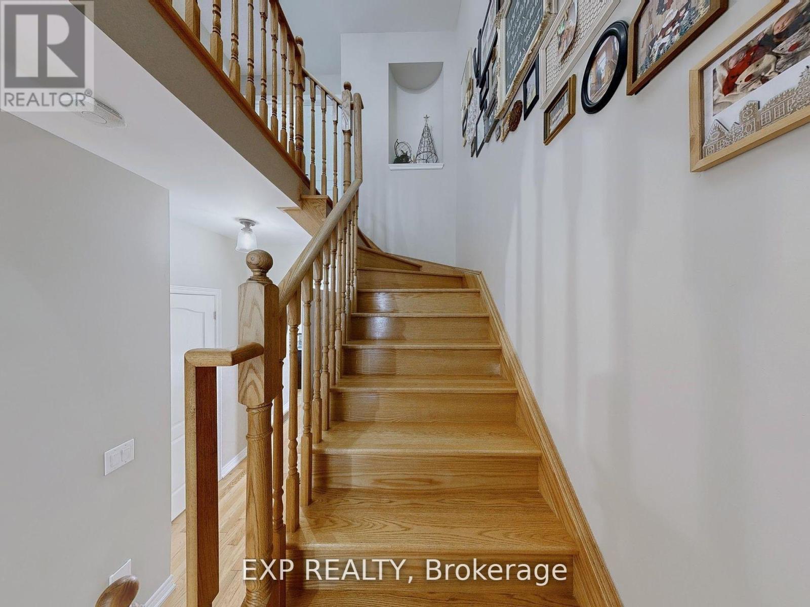 9 Samba Street, Richmond Hill, ON - Indoor Photo Showing Other Room