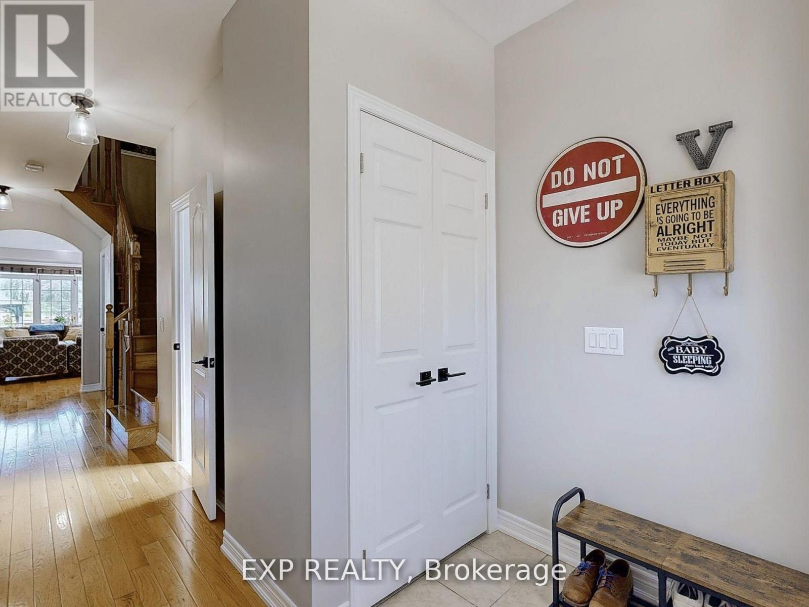 9 Samba Street, Richmond Hill, ON - Indoor Photo Showing Other Room