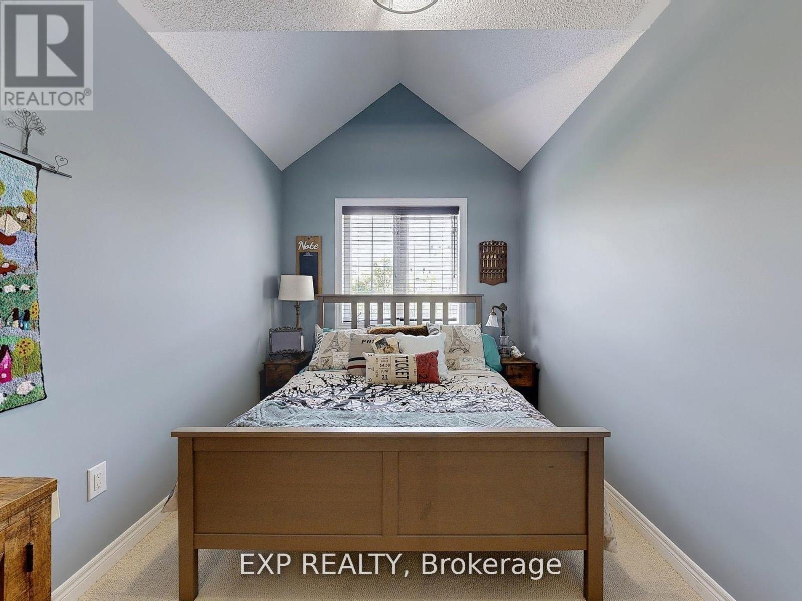 9 Samba Street, Richmond Hill, ON - Indoor Photo Showing Bedroom