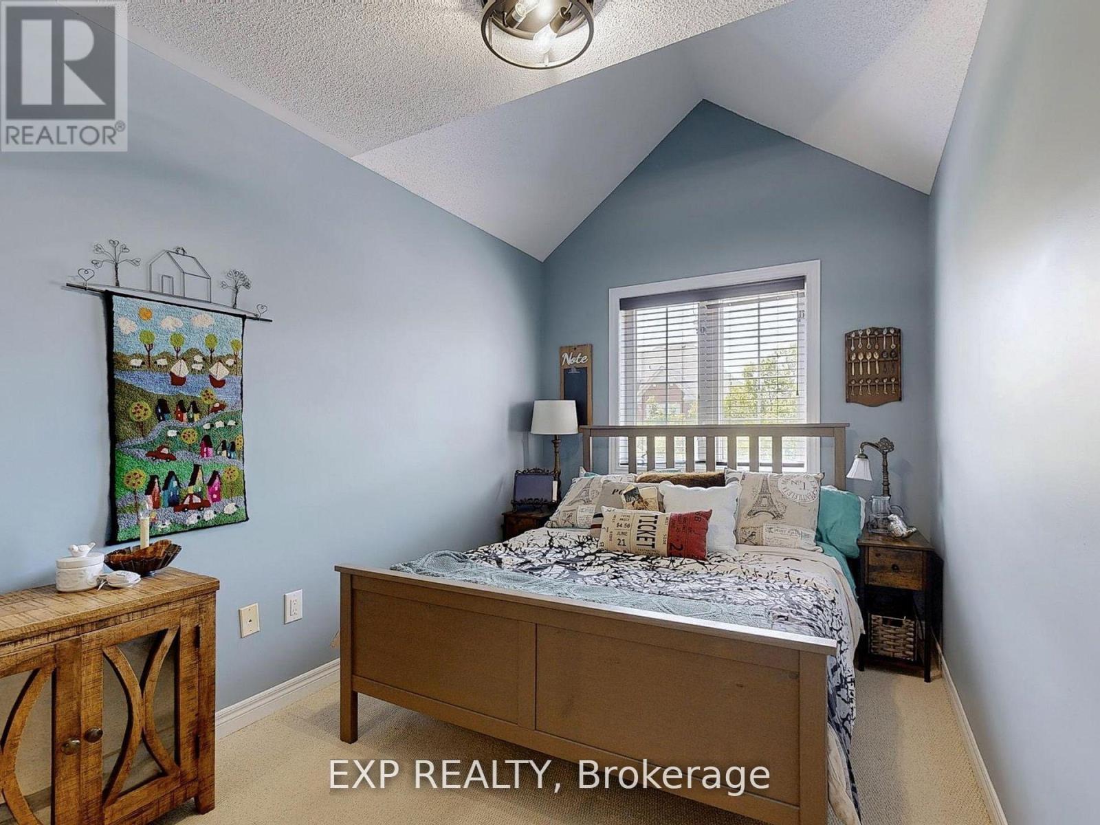 9 Samba Street, Richmond Hill, ON - Indoor Photo Showing Bedroom