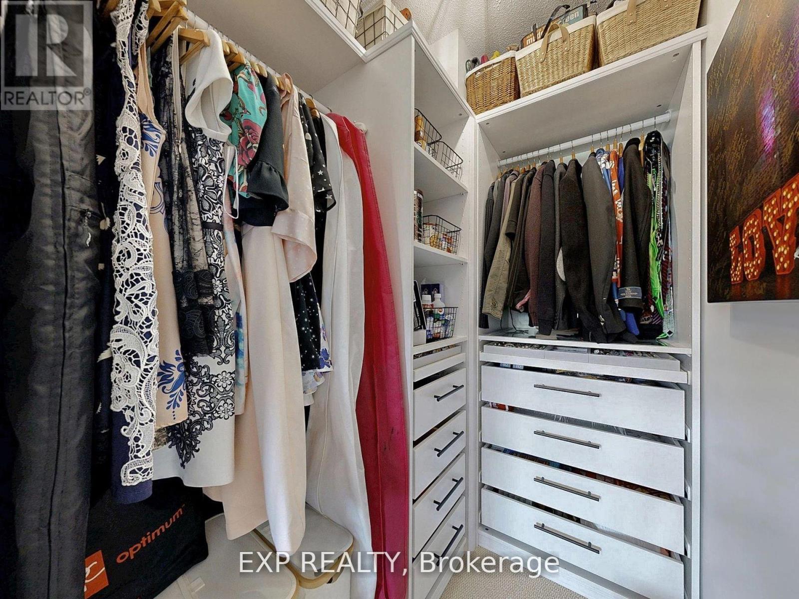 9 Samba Street, Richmond Hill, ON - Indoor With Storage