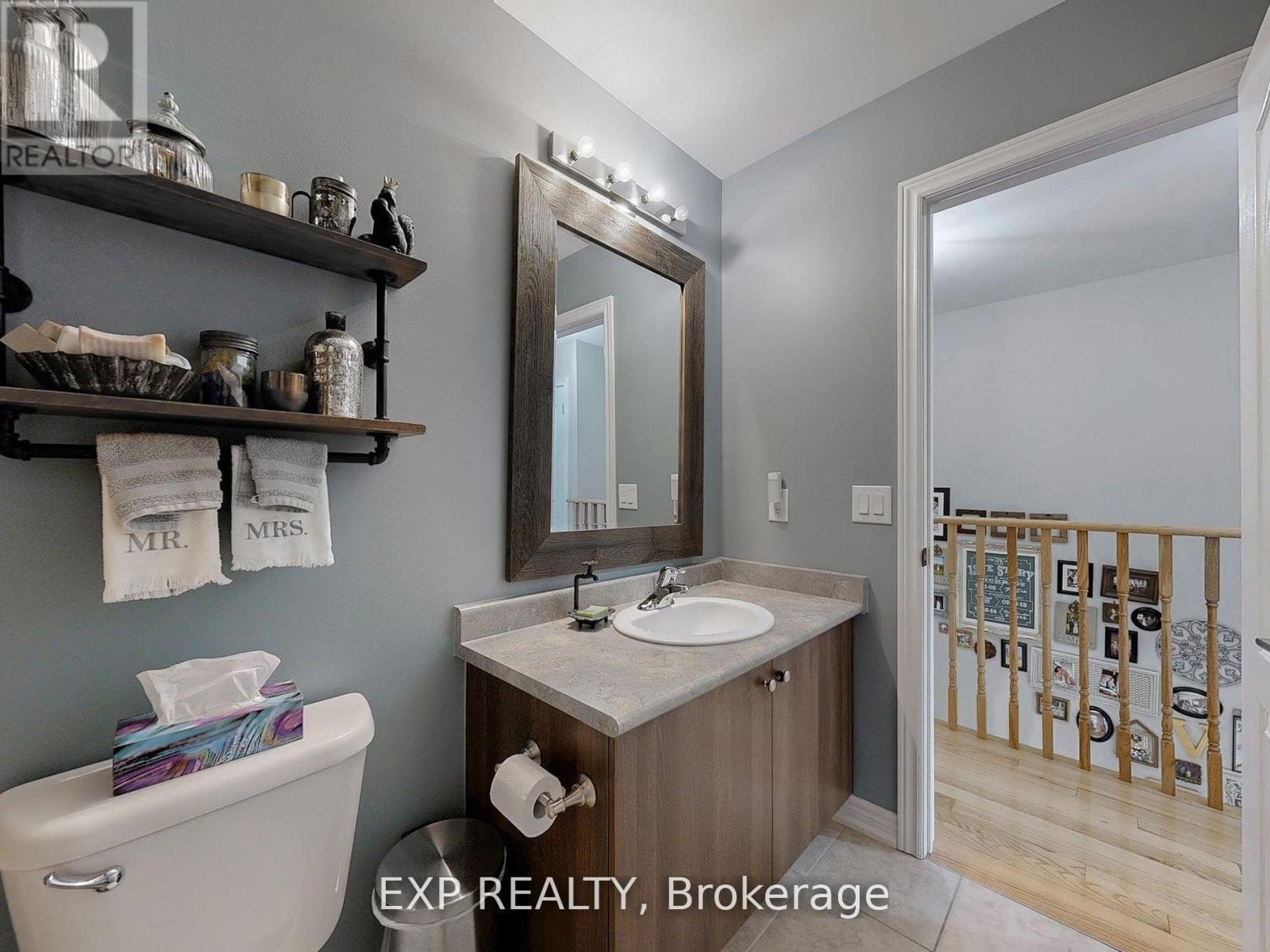 9 Samba Street, Richmond Hill, ON - Indoor Photo Showing Bathroom