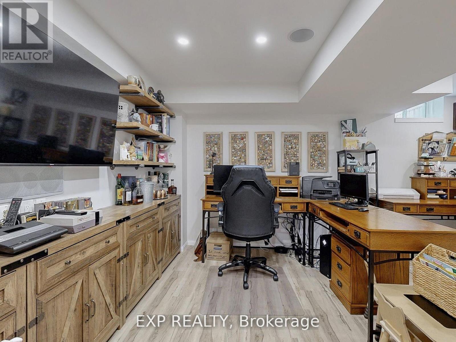 9 Samba Street, Richmond Hill, ON - Indoor Photo Showing Office