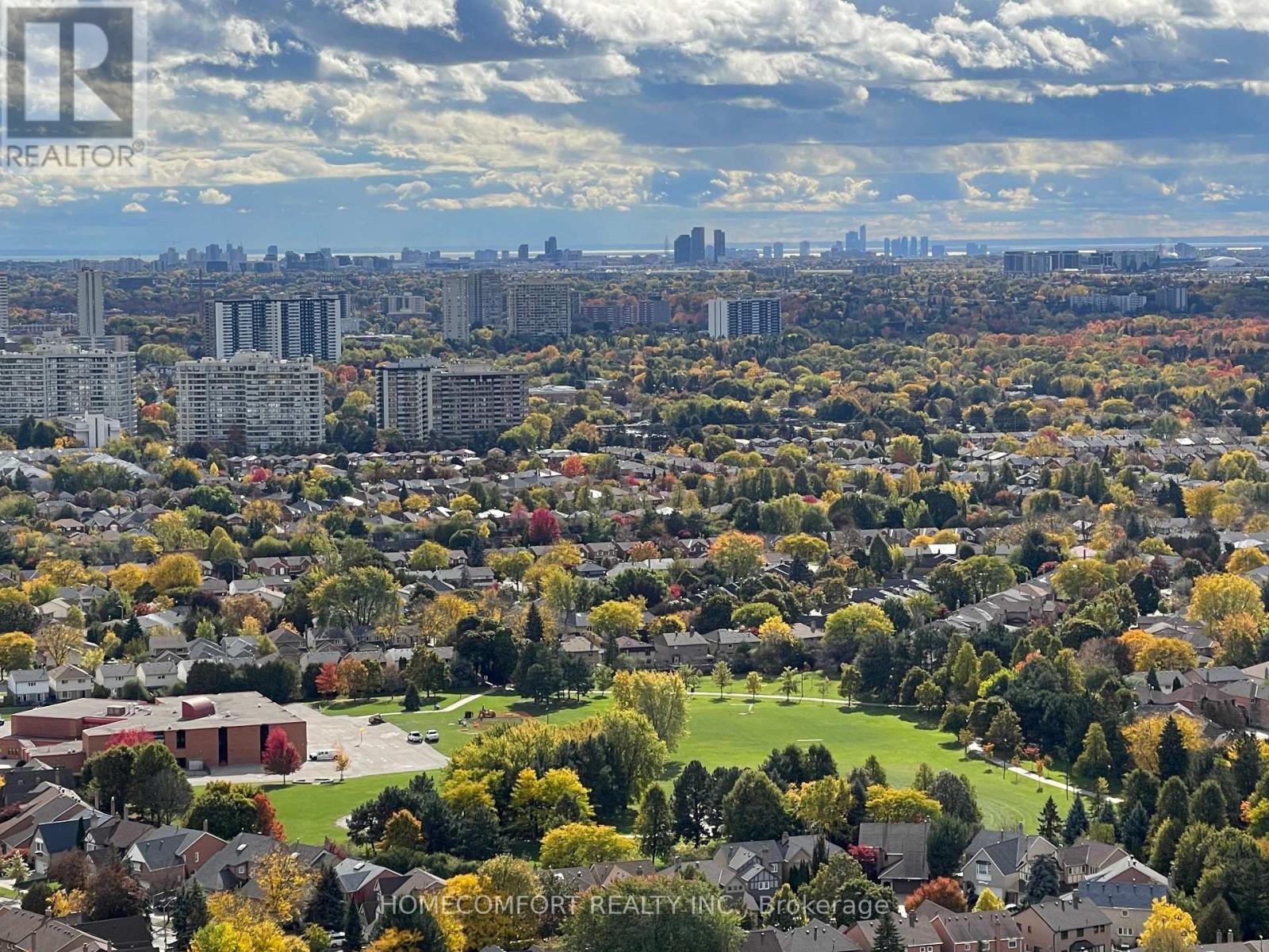 3302 - 30 Upper Mall Way, Vaughan, ON - Outdoor With View