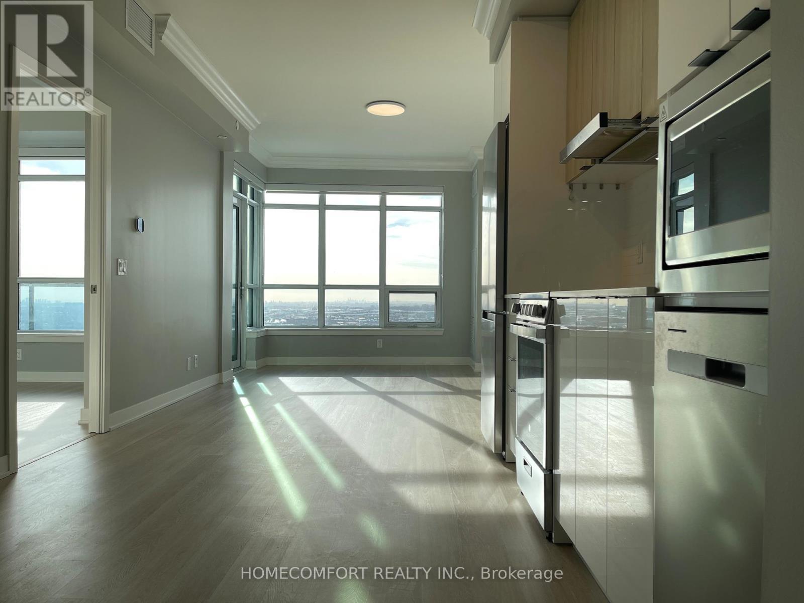 3302 - 30 Upper Mall Way, Vaughan, ON - Indoor Photo Showing Other Room