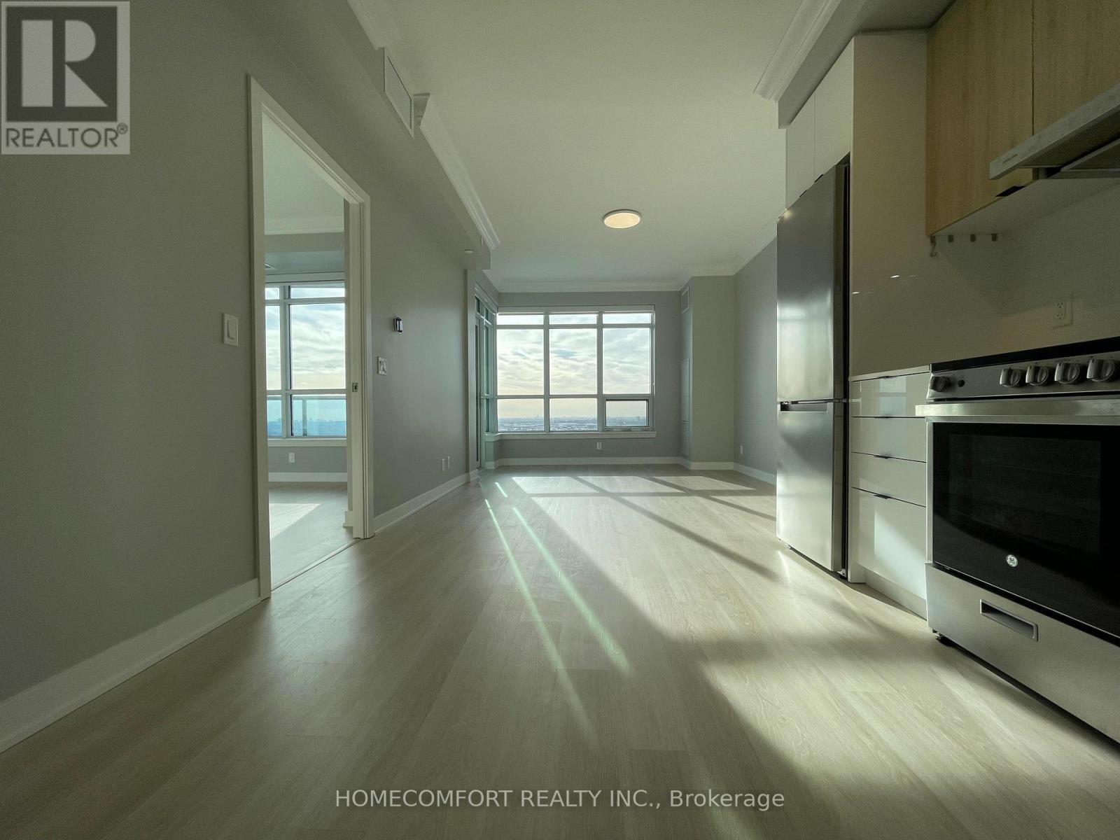 3302 - 30 Upper Mall Way, Vaughan, ON - Indoor Photo Showing Other Room