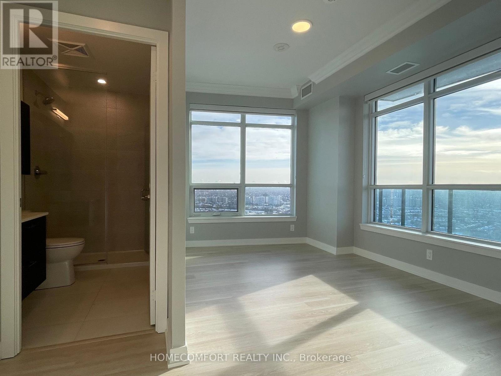 3302 - 30 Upper Mall Way, Vaughan, ON - Indoor