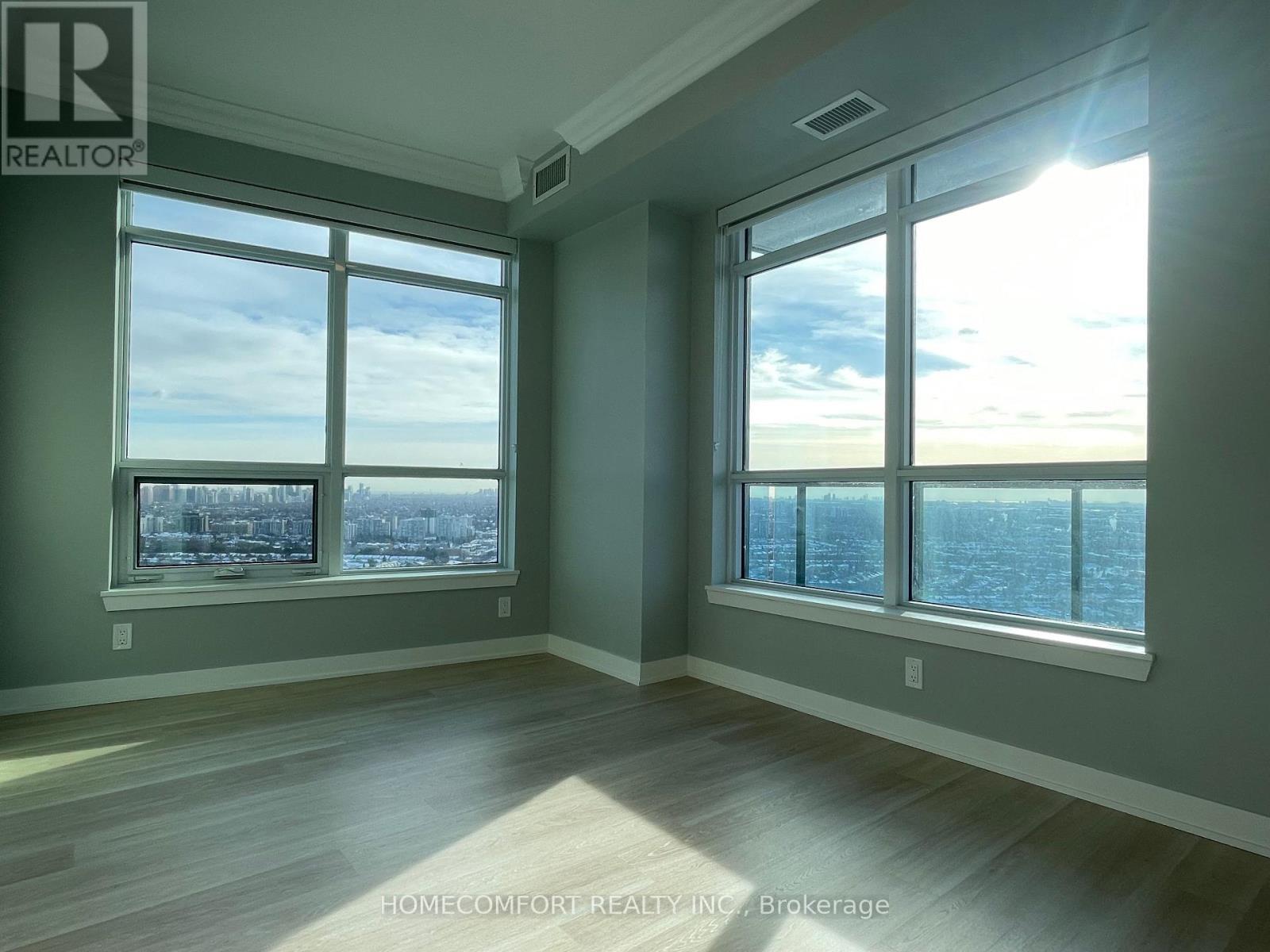 3302 - 30 Upper Mall Way, Vaughan, ON - Indoor Photo Showing Other Room