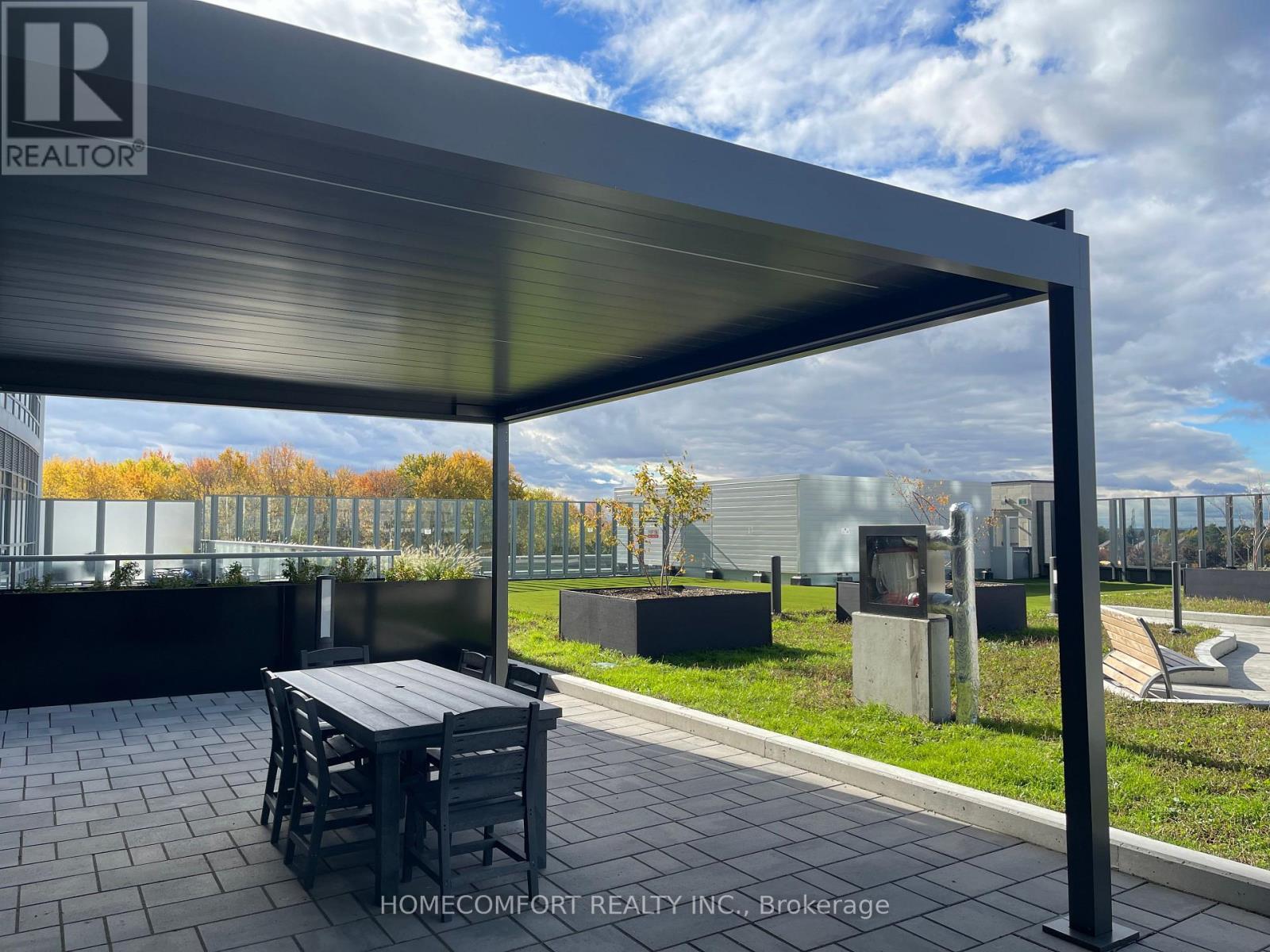 3302 - 30 Upper Mall Way, Vaughan, ON - Outdoor With Deck Patio Veranda