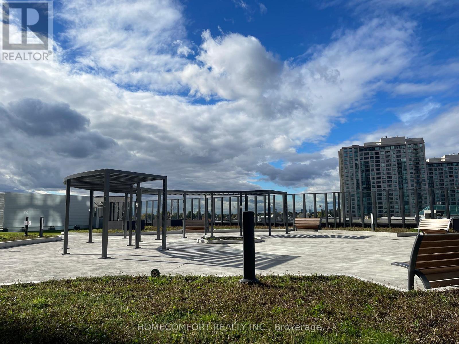 3302 - 30 Upper Mall Way, Vaughan, ON - Outdoor With View