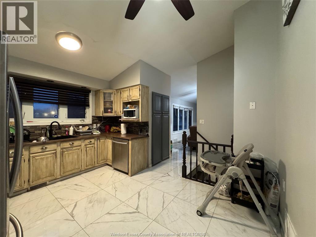 3175 Virginia Park Avenue, Windsor, ON - Indoor